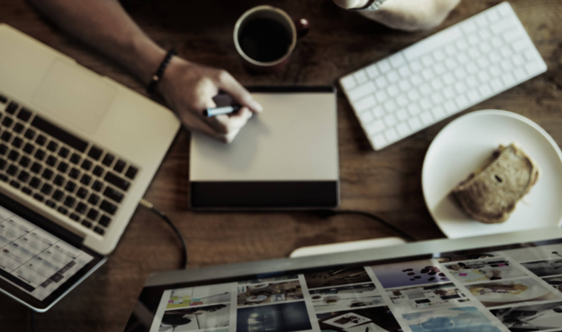 aerial-view-man-working-computer-(1)